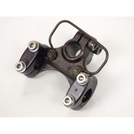 [PRODUIT D'OCCASION] Pontet de guidon origine pour scooter Suzuki 400 Burgman (1/2)