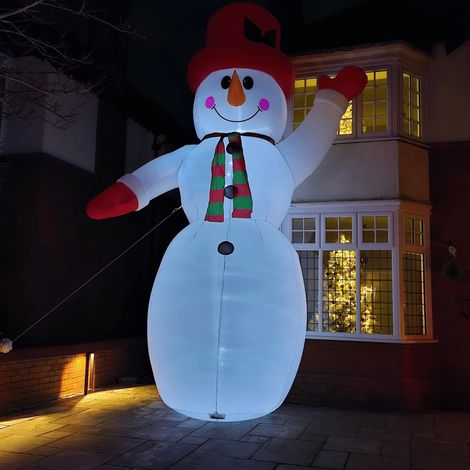 GIANT: 20ft (6m) Outdoor Inflatable Light up Christmas Snowman with Raised Arm with 28 LEDs (1/5)