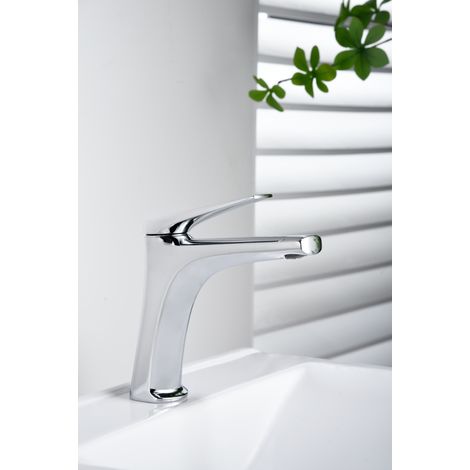Grifo monomando sobre repisa para lavabo fabricado en latón con acabado cromado Delos de Imex (1/4)