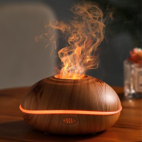 Diffusore di aromi con luce effetto fiamma, umidificatore da 200 ml, diffusore di oli essenziali a 7 colori, ideale per casa, ufficio e yoga, spegnimento automatico e bassa rumorosità. (1/5)