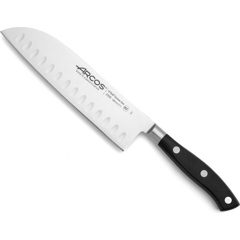 Cuchillo Santoku Arcos Riviera 233500 de Acero Nitrum, con Mango de Polioximetileno y 18 cm de Hoja en estuche