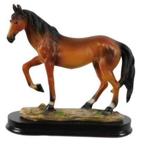 Statua cavallo modello Sauro realizzato in materiale sintetico
