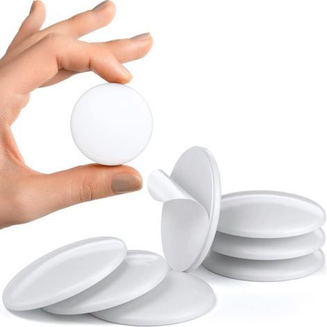 Il set definitivo per la protezione delle maniglie delle porte a parete. 6 cuscinetti rotondi in silicone bianco, 4 cm di diametro. Protezione per le maniglie delle porte a parete. Cuscinetti protetti (1/5)