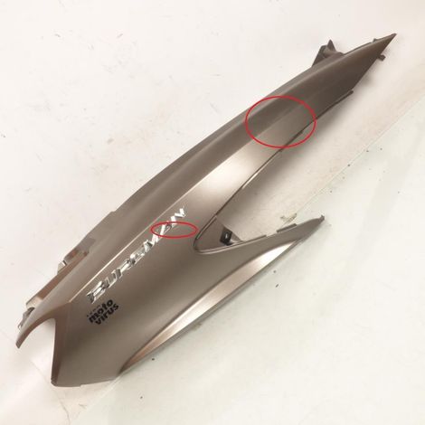 [PRODUIT D'OCCASION] Coque arrière droite origine pour Scooter Suzuki 200 Burgman 2014 (1/4)