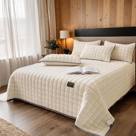 Couvre-lit, Parure de lit en Velours pour très Grand lit matelassé surdimensionné, avec 2 taies d'oreiller Assorties, pour Toutes Les Saisons(Beige, 230 x 250 cm) (1/5)