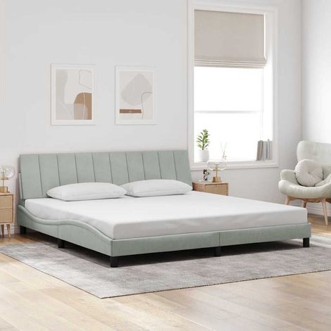 Cadre de lit sans matelas Hanko gris clair 200x200 cm velours (1/5)