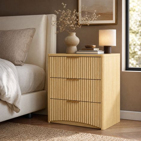 Nachttisch 58 x 38 x 64 cm in Eiche mit 3 Schubladen, modernes Design und Stauraum (1/5)