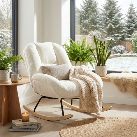 Meubles Cosy Lithops Fauteuil à bascule rocking chair scandinave en tissu chenille beige avec pieds en bois de hêtre (1/5)