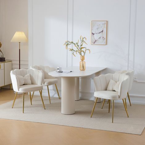 Sillón de terciopelo beige con respaldo en forma de pétalo, patas metálicas doradas y carga 150 kg,63 x 58 x 77 cm (1/5)