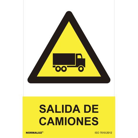 Cartel peligro "salida de camiones" (pvc 0.7mm) 30x40cm normaluz