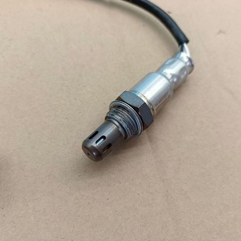 226A0-3AA1A is suitable for the rear oxygen sensor of Nissan Tiida, Sunny, Sylphy, Livina, Bluebird HR15/HR16. (1/4)