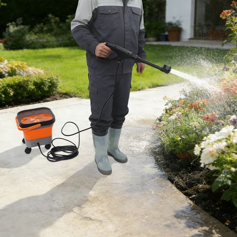 Nettoyeur haute pression portable avec réservoir de 13 L, nettoyeur pliable 6 en 1, 7 niveaux de pression réglables, Tuyau de 7 m, nettoyeur à jet avec roues pour voiture, orange (1/5)