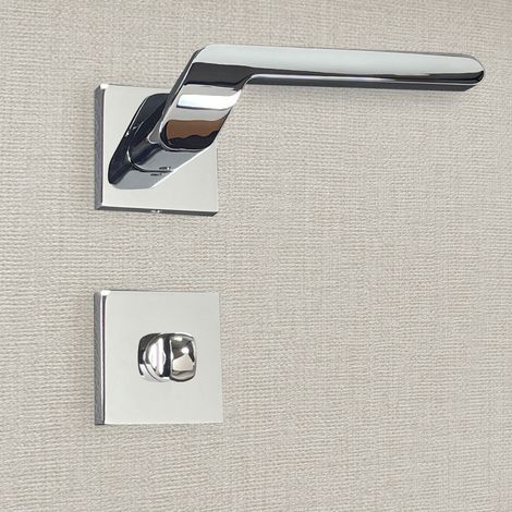 Poignée de porte design à condamnation finition aspect chrome brillant Luana - KATCHMEE (1/4)