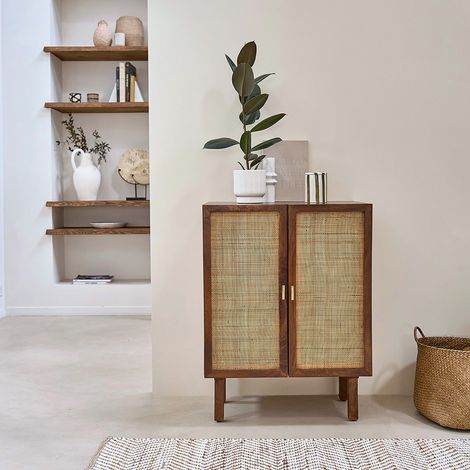 Buffet en manguier massif finition noyer et cannage 68 cm (1/5)