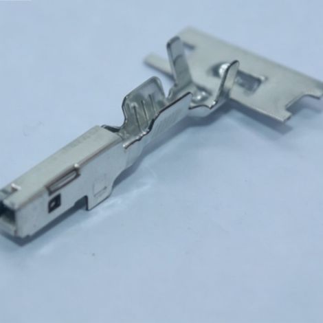 7116-4103-02 Automotive connector, plug, wire harness terminal (1/2)