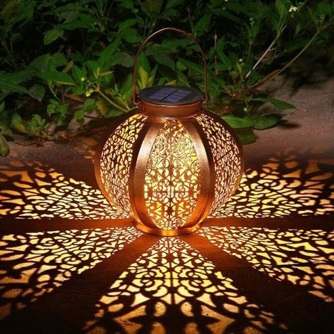 Lanterne solaire décorative en métal – Étanche – Lumière blanche chaude 3000K – Autonomie 10h – Installation sans câblage pour jardin et patio (1/4)