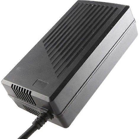 12V 15A 180W Kfz-Netzteil und 230V-auf-12V-Spannungswandler mit Zigarettenanzünderbuchse, EU-Stecker (1/5)