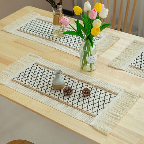Set mit 4 Platzsets 30x50cm im rustikalen Bohème-Stil, gewebt aus waschbarer Baumwolle und Leinen, perfekt für Hochzeiten, Zuhause und Mahlzeiten sowie als Weihnachtstischdekoration.