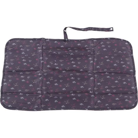 Tapis à langer imperméable pliable portable en nylon pour bébé, idéal maison voiture extérieur, motifs noirs (1/5)