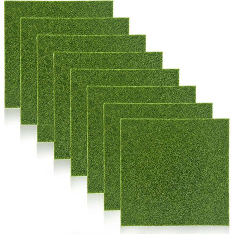 Lot de 8 Mini Tapis de Gazon Artificiel, Gazon Mousse Miniature, Adaptés aux Modèles de Balcon de Jardin, aux Maisons de Poupées Miniatures et Autres Décorations Paysagères Miniatures,15 x 15 cm (1/5)