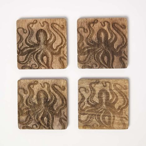 HOMESCAPES Wooden Coaster Set with Octopus Design, Set of 4 (1/5)