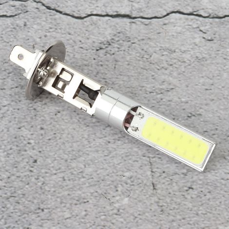 Ampoules LED blanches H1 12V 7,5W 6000K pour phares antibrouillard. (1/5)