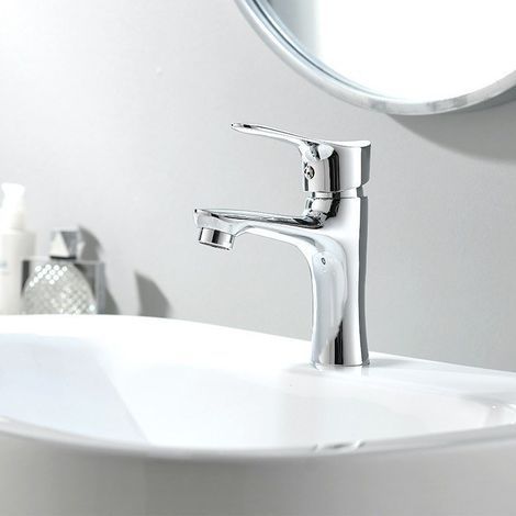 Brass basin tap, vanity unit, single hole basin tap for hot and cold water, factory direct sale -- Brass shark style, without hose.