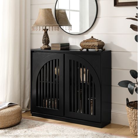 Buffet étroit noir en MDF avec façades rainurées, rangement et 2 passages pour prises (1/5)