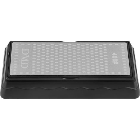 Abmessungen des Sockels: 175 × 88 × 30 mm Abmessungen des Diamanten: 150 × 63 × 6 mm (1/5)