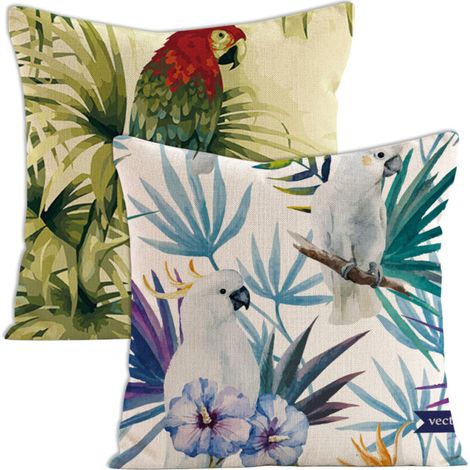 Ensemble de 2 housses de coussin décoratives à motifs floraux tropicaux, palmiers, feuilles et perroquets. Dimensions standard carrées (45,7 x 45,7 cm). Style aquarelle estival. (1/5)