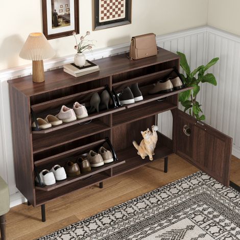 Meuble à Chaussures Étroite 4 Portes avec 3 Volets Rabattables, Effet Noyer avec Poignées Noires, Rangement Chaussures 120cm pour Entrée, avec Jouet pour Chat et Ventilation (1/5)
