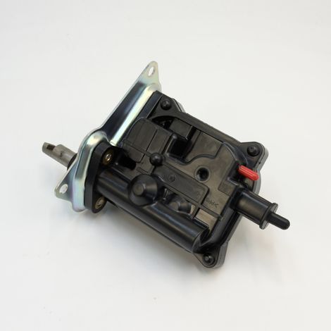 Der Verteilergetriebemotor MR446665 passt für Mitsubishi Montero 3,5L und 3,8L Motoren der Baujahre 2000 bis 2006.