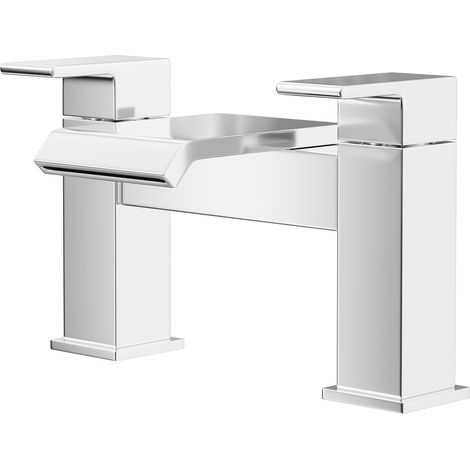 Wholesale Domestic Cascade Polished Chrome Bath Filler Tap (1/5)
