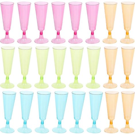 Lot de 20 verres à bière, coupes à champagne et gobelets en cristal, verres à cocktail en plastique. (1/5)