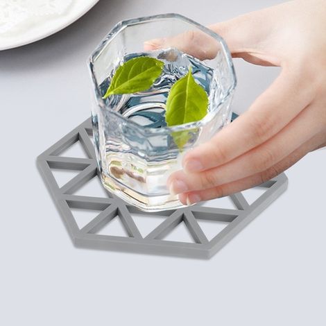 Lot de 4 dessous de verres isolants thermiques en TPR épais pour table à manger, motif quadrillé hexagonal, gris (1/5)