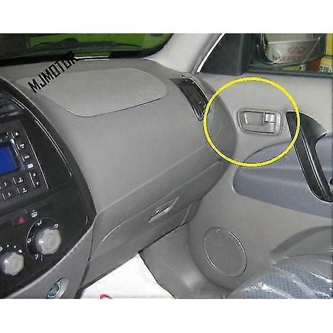 Poignée de porte intérieure arrière gauche (1 pièce) pour SUV Chery Tiggo 2005 (référence T11-6105130) - 4 portes (1/4)