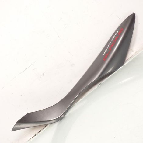 [PRODUIT D'OCCASION] Cache latéral gauche origine pour moto Suzuki 650 Gladius 2009 à (1/2)
