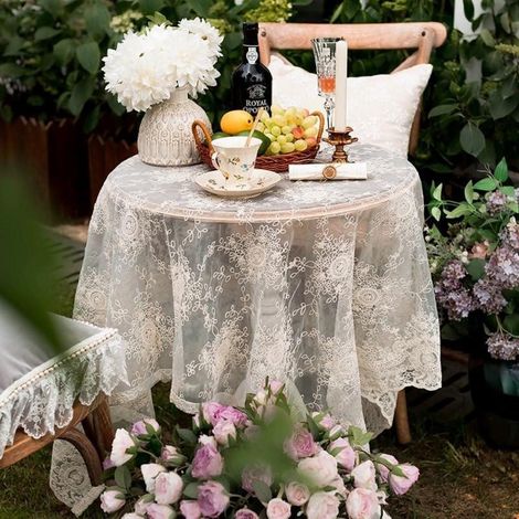 Tischdecke Landhausstil mit Blumenstickerei, Baumwollspitze, rechteckig 130x120cm