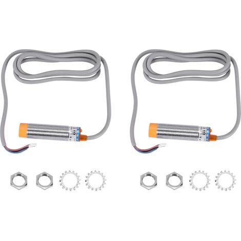 Un sensore di prossimità induttivo LJ18A3-8-Z/BX da 8 mm, con transistor NPN, interruttore normalmente aperto e alimentazione da 6-36 V CC. (1/3)