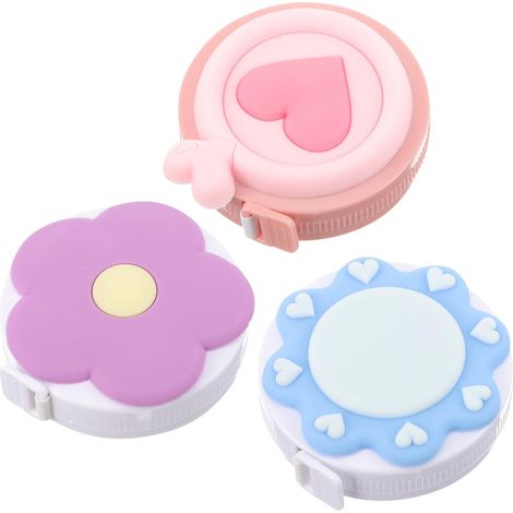 Lot de 3 mini outils : mètre ruban rétractable pour la couture et la décoration.