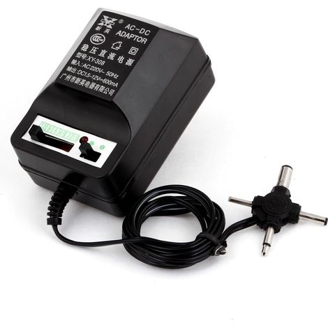 Prise américaine AC 220V 50Hz adaptateur universel à DC 1,5-12V simple