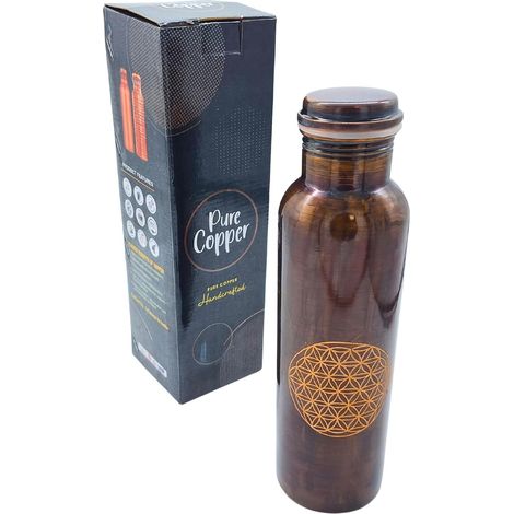 Bouteille en cuivre 900 ml - Bouteille en cuivre de qualité supérieure 99,9 % pur - Gourde ayurveda pour eau - Fabriquée à la main en Inde - Différents designs (design vintage cuivre - Fleur de vie) (1/5)