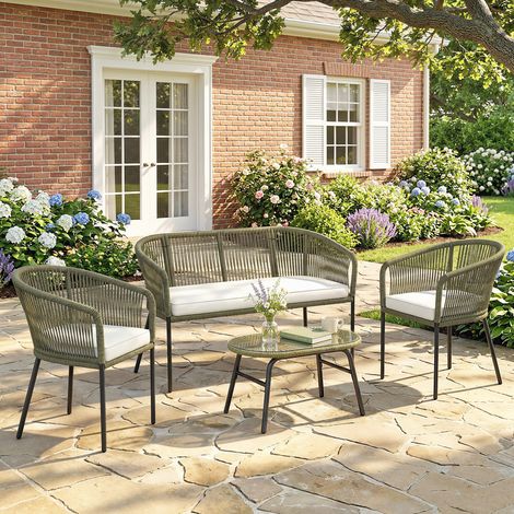 Ensemble de mobilier de jardin 4 places : canapé 2 places, 2 fauteuils et table basse avec plateau en verre trempé et tapis ronds en polypropylène tissé couleur crème. (1/5)