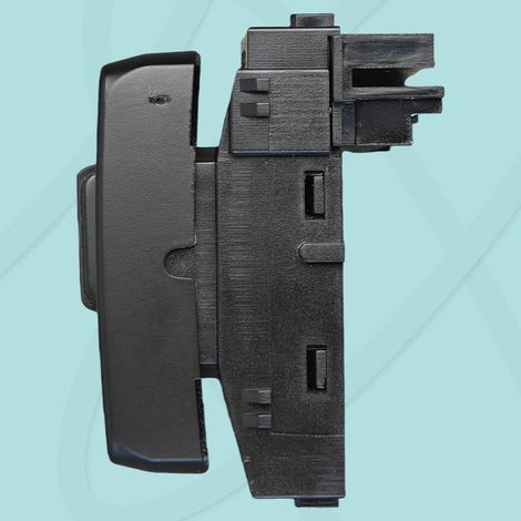 15804093 is a central locking switch for Chevrolet Silverado and GMC Sierra. (1/4)