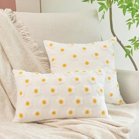 Set of 2 modern bohemian-style floral print decorative cushion covers for living room, 45x45cm.