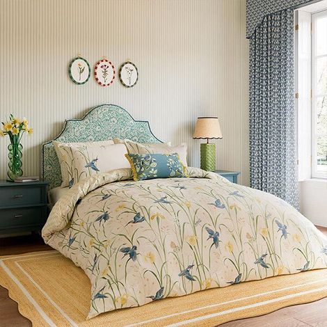 Sanderson for National Trust Kingfisher & Iris Duvet Cover Set Single Azure & Linen (1/2)