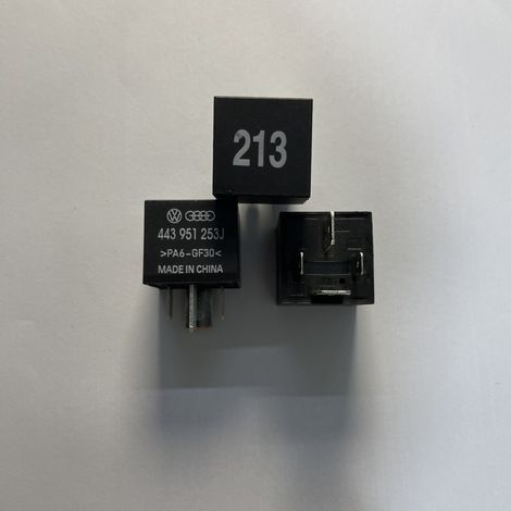 Relais automobile Volkswagen Audi A4 A6 A8 Q3 Q5 n° 213 443951253J