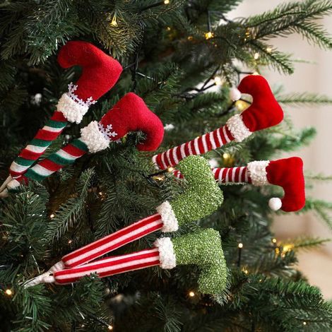 3 articles de Noël : un crochet en forme de branche de 38 cm de long, des bottes, une peluche, un ressort à remonter et des (1/5)
