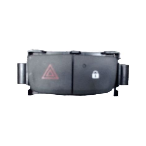 [PRODUIT D'OCCASION] Bouton De Warning NISSAN Nv300 ♻️ Ref Oe. 2591000q0g - Garantie à vie (1/3)