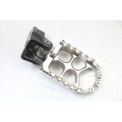 [PRODUIT D'OCCASION] PLATINE CALE PIED AVANT DROIT HONDA CRF R 250 2020 - 2021 (1/5)